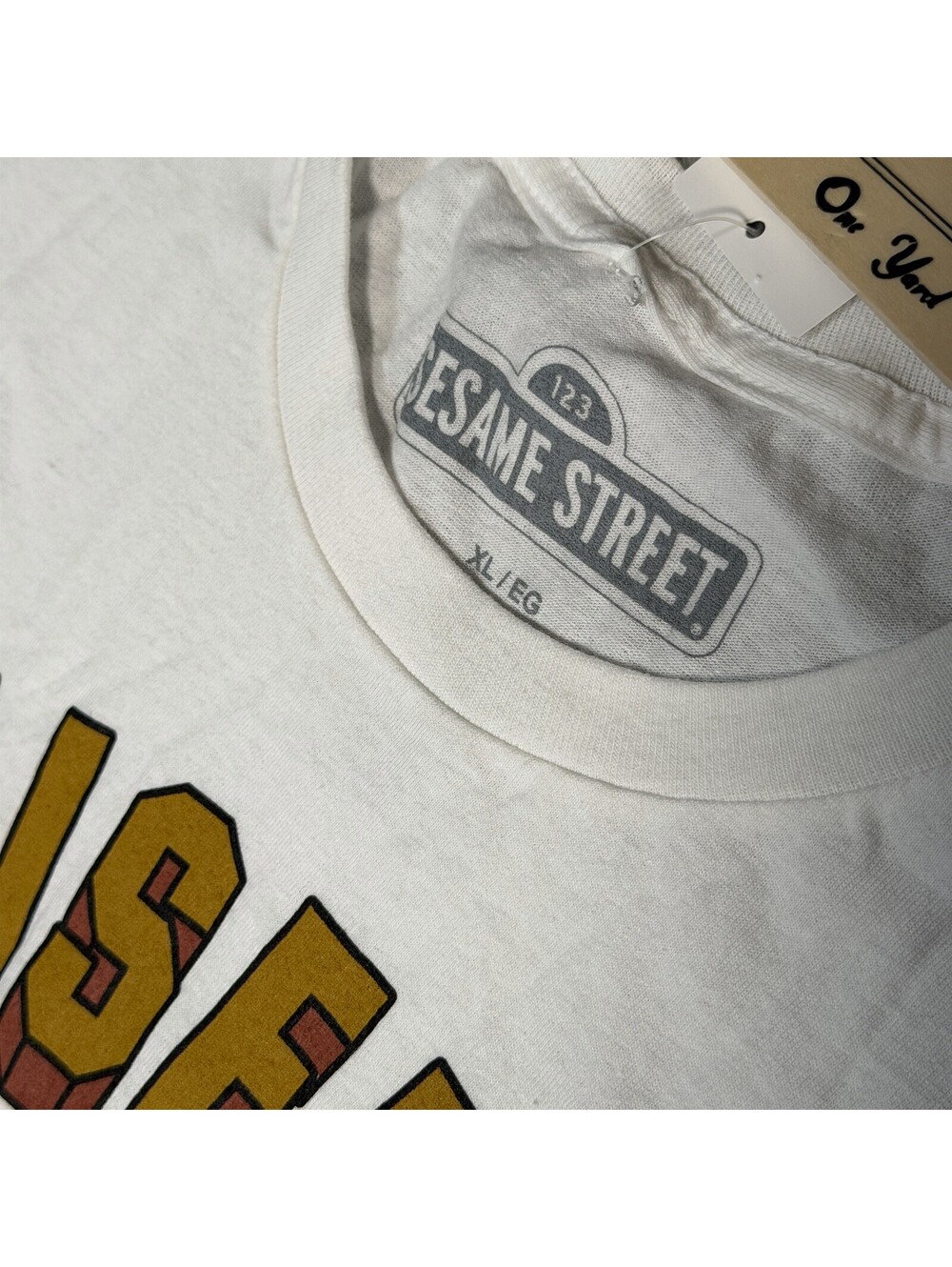 Sesame Street Mens Raised On The Street White Shirt New XL Big Bird Cookie Bert - Picture 4 of 6
